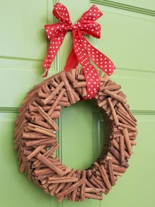 Cinnamon sticks adds holiday scent